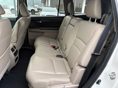 Used 2018 Honda Pilot EX-L image 19