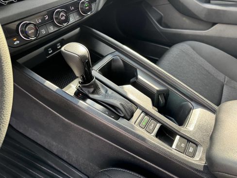 Used 2024 Honda Accord EX image 10