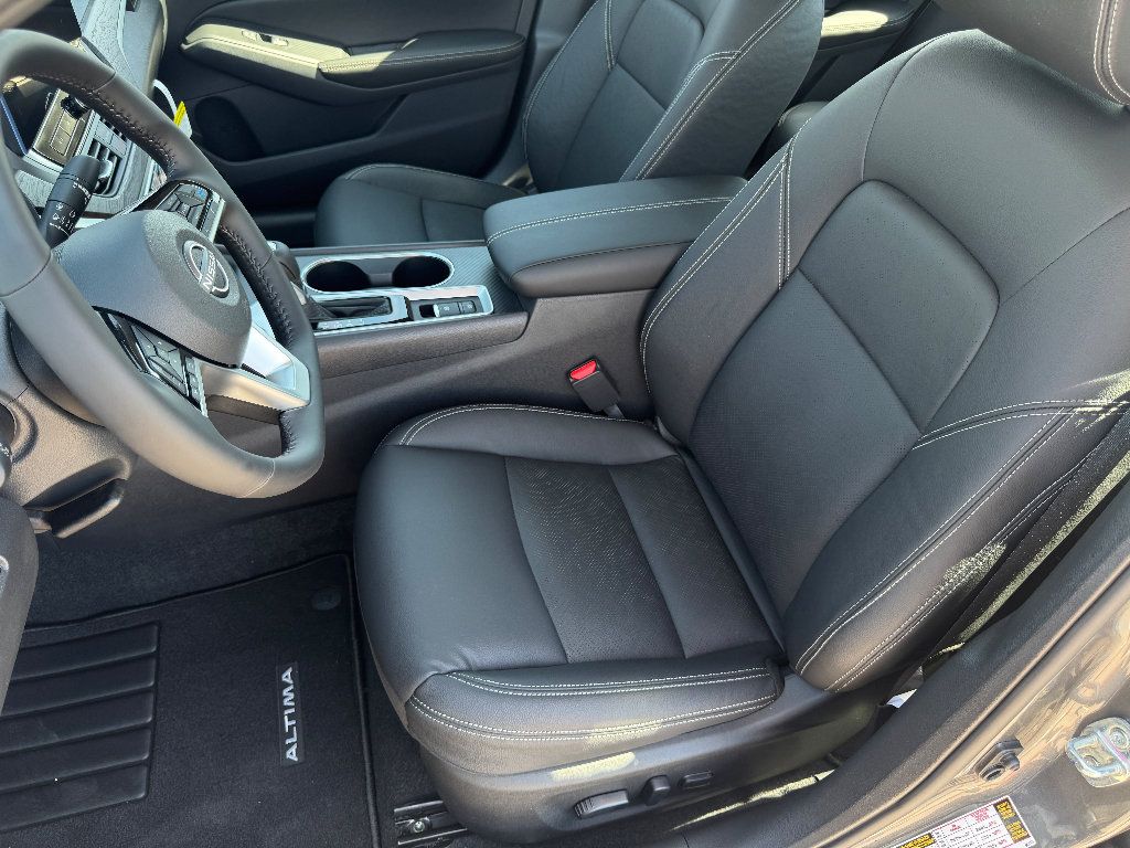 Used 2026 Nissan Altima 2.5 SV w/ SV Premium Package AWD/4WD image 17