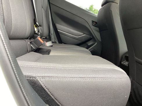 Used 2025 Subaru Crosstrek 2.5i Premium AWD/4WD image 21