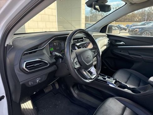 Used 2023 Chevrolet Bolt EUV Premier w/ Sun & Sound Package image 14