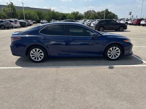 Used 2023 Toyota Camry LE w/ Convenience Package FWD image 6