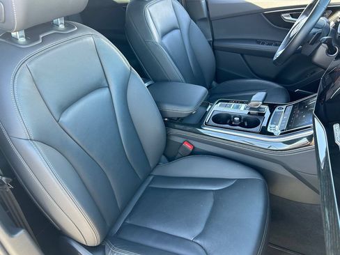 Used 2025 Audi Q7 3.0T Premium Plus AWD/4WD image 11