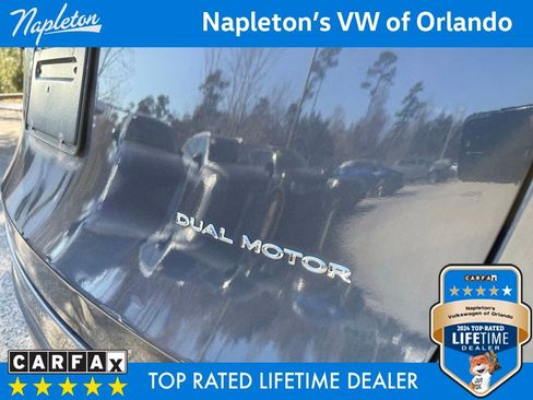 Used 2022 Tesla Model Y Long Range image 12