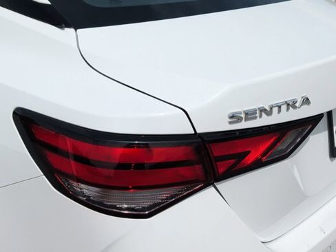 Used 2020 Nissan Sentra SV FWD image 22