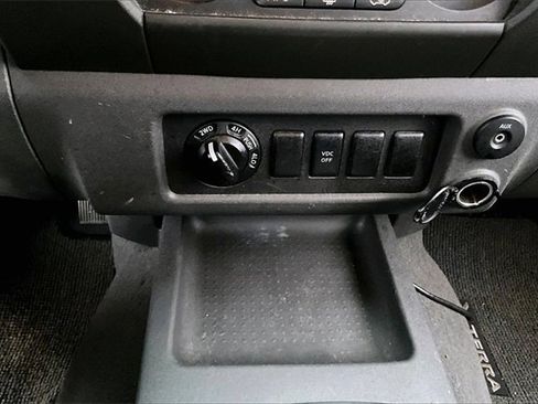 Used 2008 Nissan Xterra SE w/ Supplemental Air Bag Pkg image 14