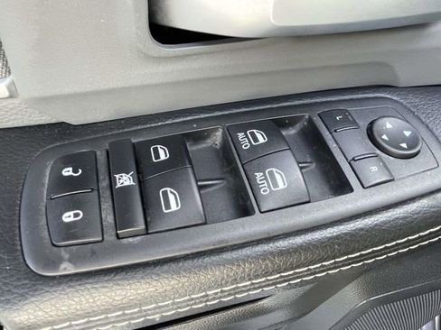 Used 2022 RAM 2500 Big Horn image 19