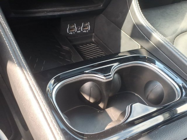 Used 2025 Chrysler Pacifica Limited FWD image 19