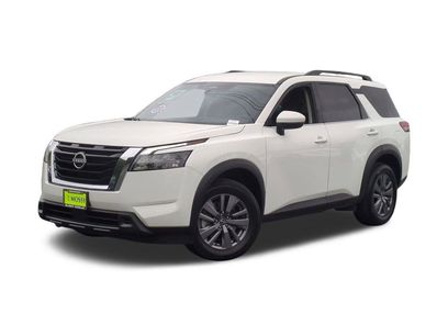 Certified 2024 Nissan Pathfinder SV