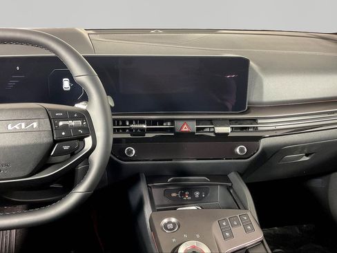 New 2026 Kia Sportage SX Prestige AWD/4WD image 11