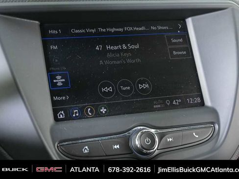 Used 2023 Chevrolet TrailBlazer RS image 14