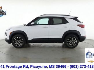 Used 2024 Chevrolet TrailBlazer LT w/ LT Cold Weather Package video 4