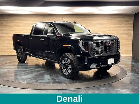 Used 2024 GMC Sierra 2500 Denali w/ Denali Reserve Package image 1