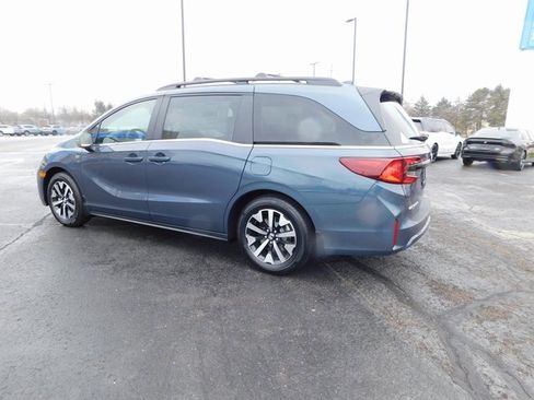 New 2026 Honda Odyssey EX-L image 5
