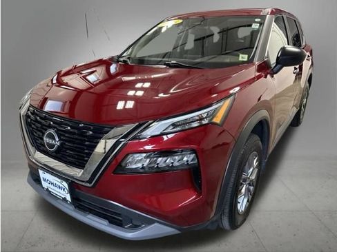 Used 2023 Nissan Rogue S AWD/4WD image 1
