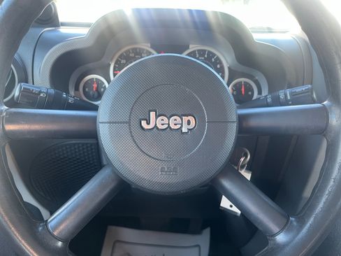 Used 2010 Jeep Wrangler Unlimited Sport image 17