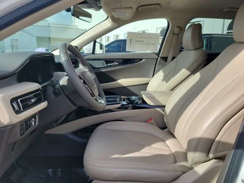Certified 2023 Lincoln Nautilus FWD image 12