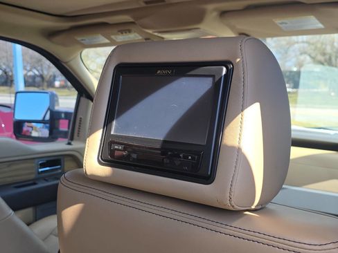 Used 2011 Ford F150 Lariat w/ Lariat Plus Pkg image 20