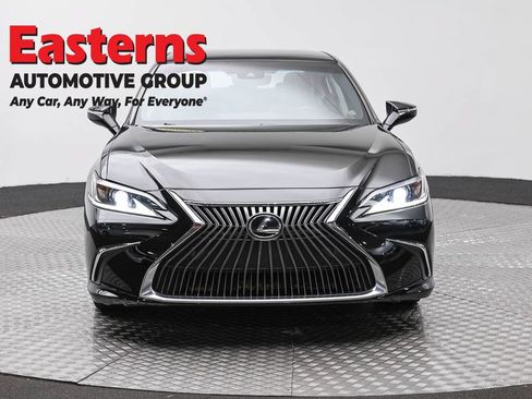 Used 2020 Lexus ES 350 w/ Accessory Package FWD image 2