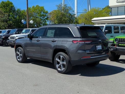 New 2026 Jeep Grand Cherokee Limited w/ Luxury Tech Group II AWD/4WD image 7