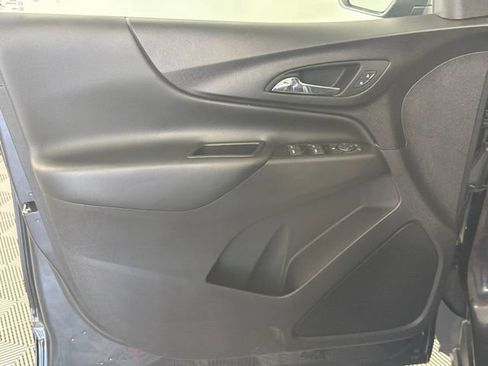 Used 2023 Chevrolet Equinox LT AWD/4WD image 12