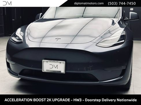 Used 2020 Tesla Model Y Long Range AWD/4WD image 14