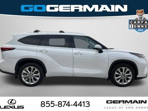 Used 2023 Toyota Highlander Limited AWD/4WD image 9