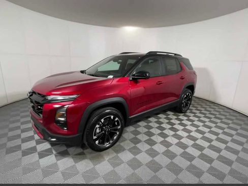 New 2025 Chevrolet Equinox RS w/ Safety and Technology Package image 8