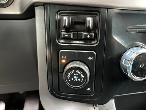 Used 2024 Ford F150 XLT w/ Mobile Office Package image 28