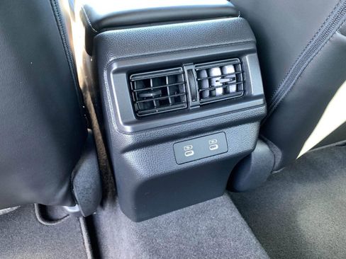 Used 2023 Honda Accord Touring image 42