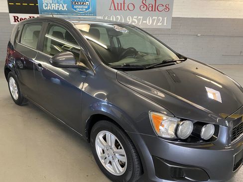 Used 2013 Chevrolet Sonic LT image 7