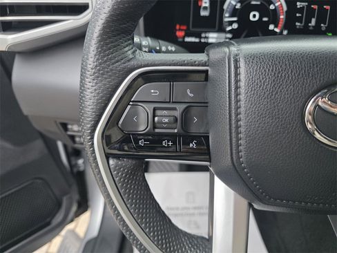 Used 2023 Toyota Tundra Platinum image 29