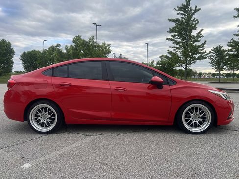 Used 2016 Chevrolet Cruze LS FWD image 6