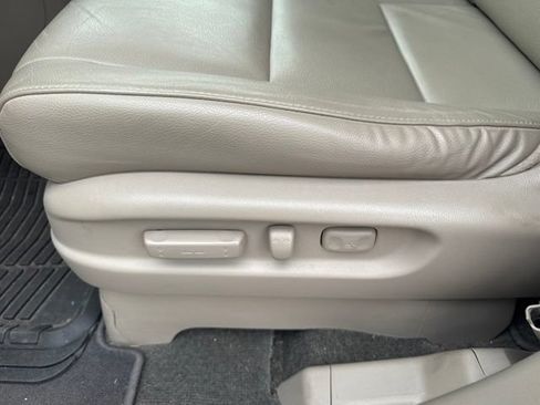 Used 2016 Honda Odyssey EX-L image 11