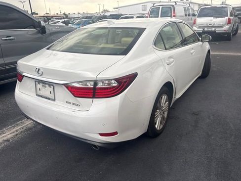 Used 2015 Lexus ES 350 w/ Premium Package FWD image 7