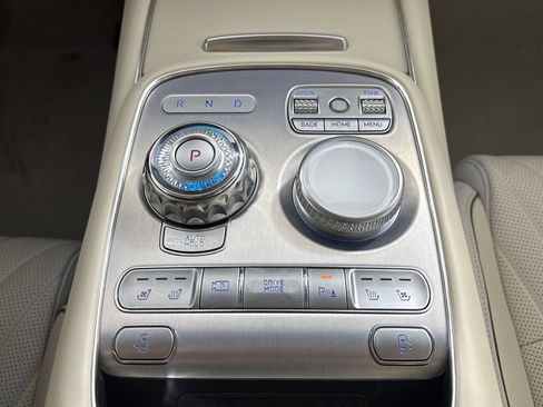 Used 2024 Genesis G90 3.5T AWD/4WD image 22