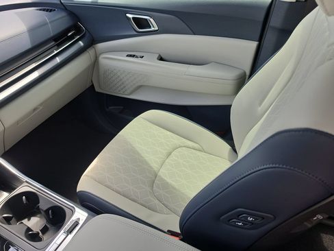 New 2026 Kia Carnival SX FWD image 16