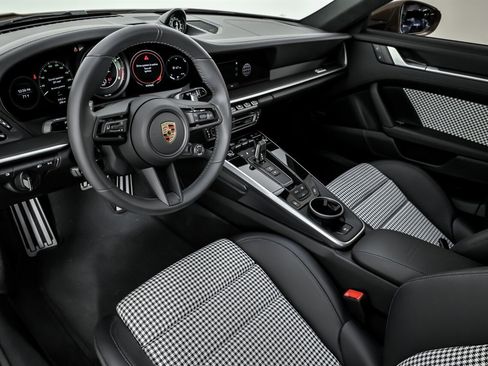 Used 2025 Porsche 911 Turbo S AWD/4WD image 23