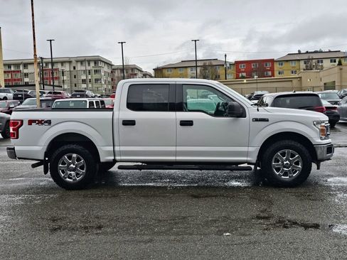 Used 2018 Ford F150 XLT w/ Trailer Tow Package image 9