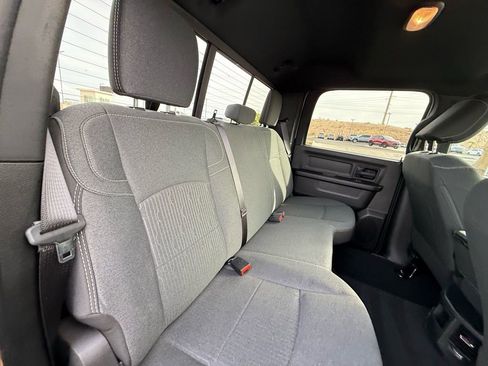 Used 2024 RAM 2500 Tradesman w/ Chrome Appearance Group image 16