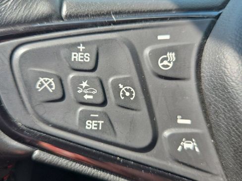 Used 2022 Chevrolet Equinox RS w/ RS Leather Package AWD/4WD image 14