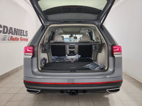 New 2026 Volkswagen Atlas SE FWD image 36