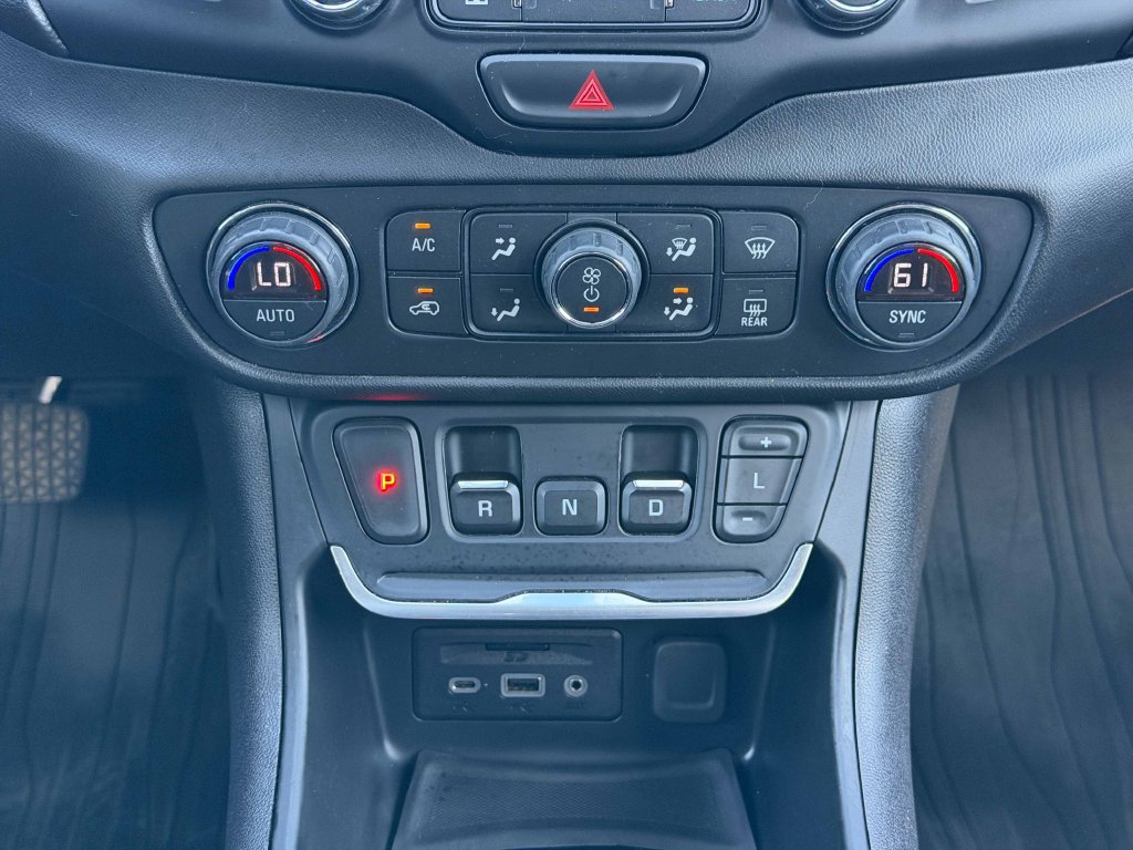 Used 2019 GMC Terrain SLE w/ Driver Convenience Package AWD/4WD image 32