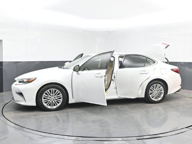 Used 2017 Lexus ES 350 w/ Premium Package FWD image 53