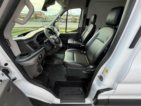 Used 2024 Ford Transit 250 148 Medium Roof Extended AWD image 11