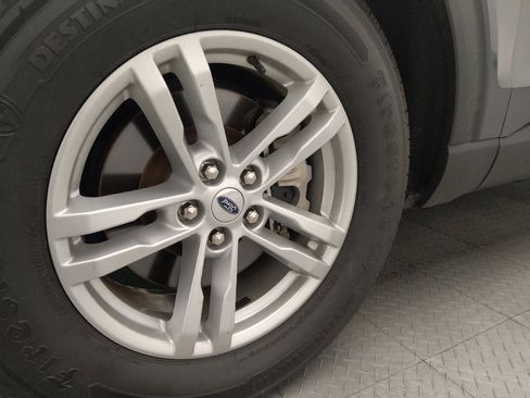 Used 2022 Ford Explorer XLT RWD image 31