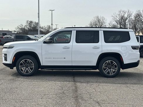 New 2026 Jeep Grand Wagoneer 4WD image 5