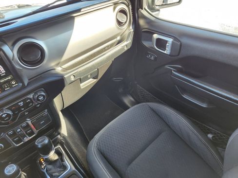 Used 2021 Jeep Gladiator Sport w/ Quick Order Package 24Q 80Th image 15