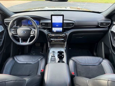 Used 2023 Ford Explorer ST w/ Equipment Group 401A AWD/4WD image 22