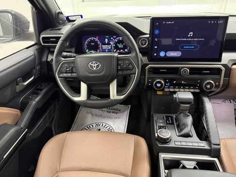 Used 2026 Toyota 4Runner Limited AWD/4WD image 31